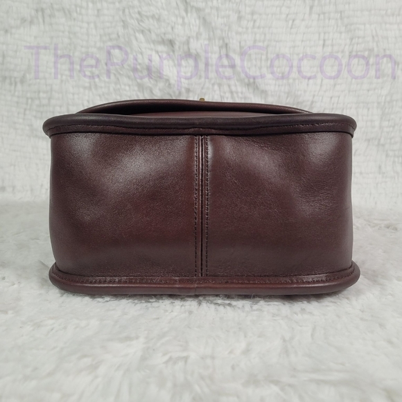 SOLD!!! Mahogany, Vintage Coach Legacy Small Flap Bag #9965 - Picture 5 of 9